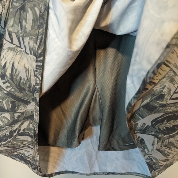 ZeroXposur Green Leaf Print Athletic Skort, size M - Picture 4 of 6